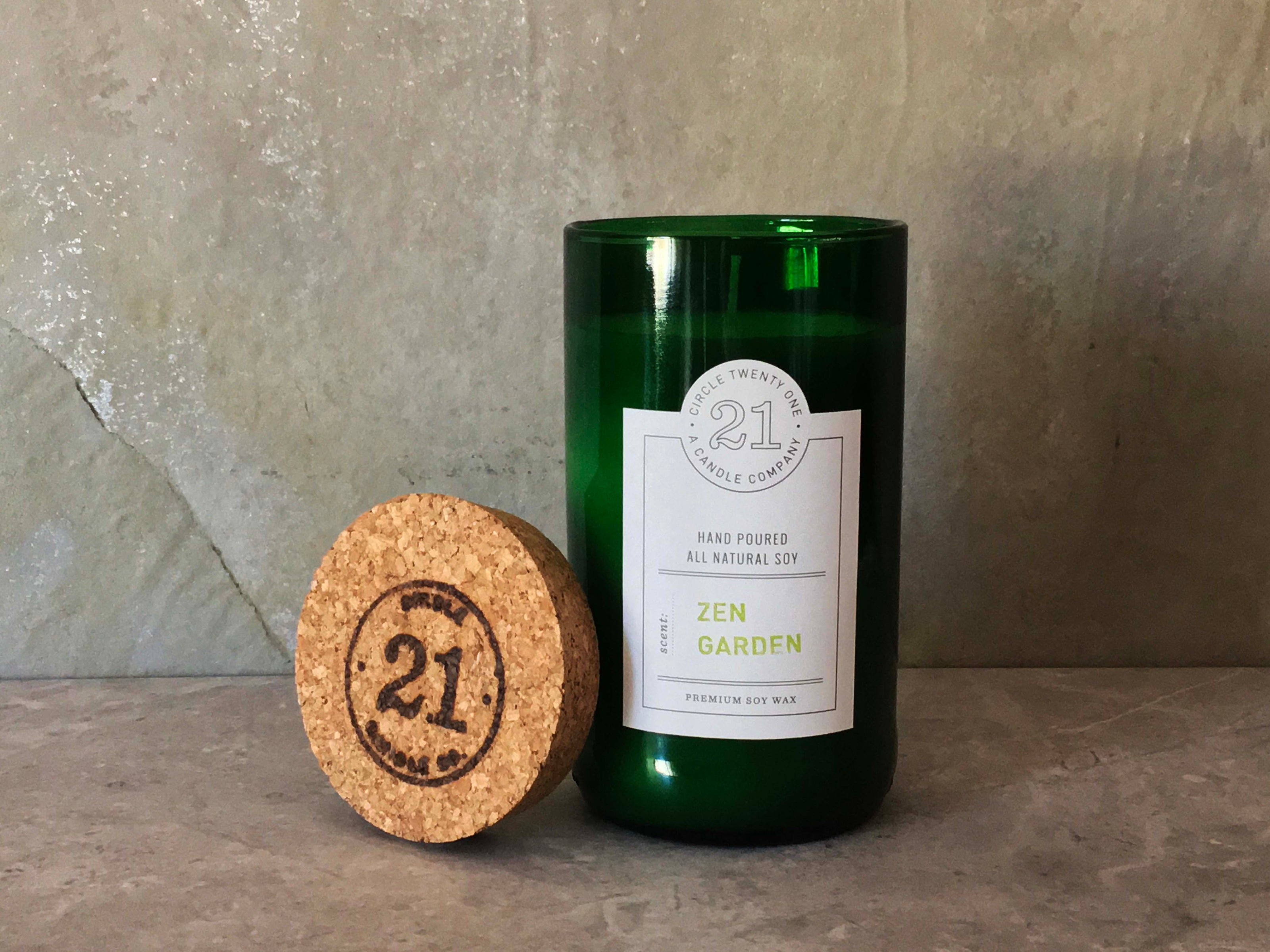 Fresh and light green tea infused with lemon.  Hand poured into recycled wine bottle.
